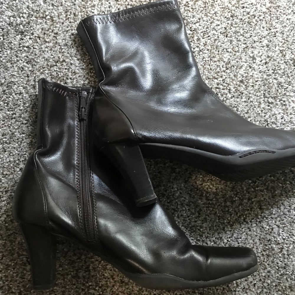 Work booties w stiletto heel